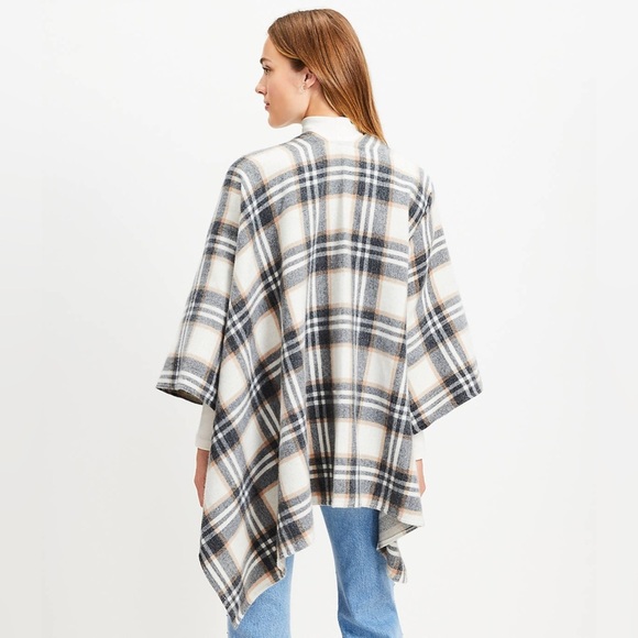 Lou & Grey Plaid Sweater Wrap - Picture 2 of 8